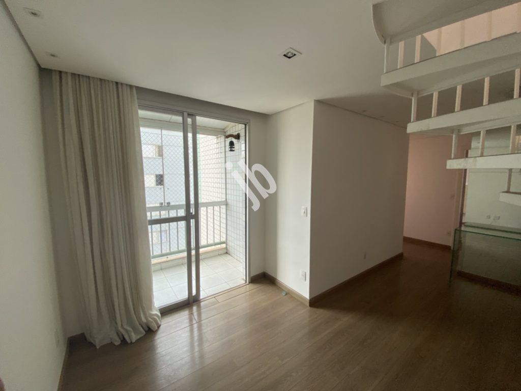 Buritis – Cobertura 3 quartos, 130 m²