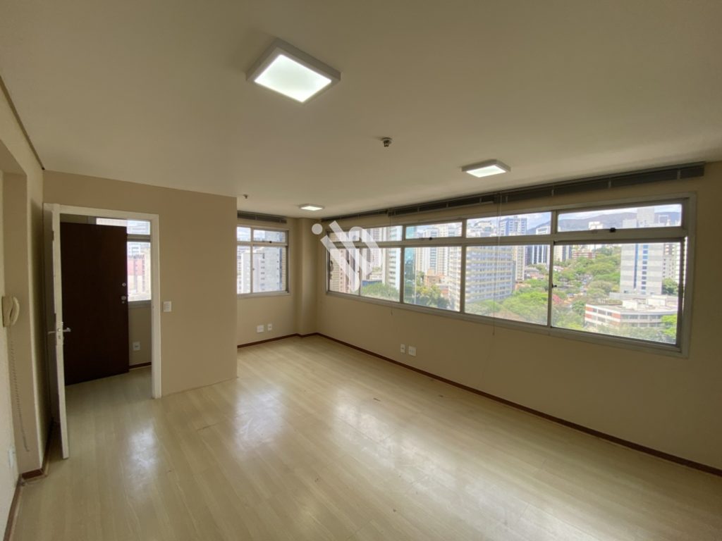 Savassi – sala 33 m², copa e vaga