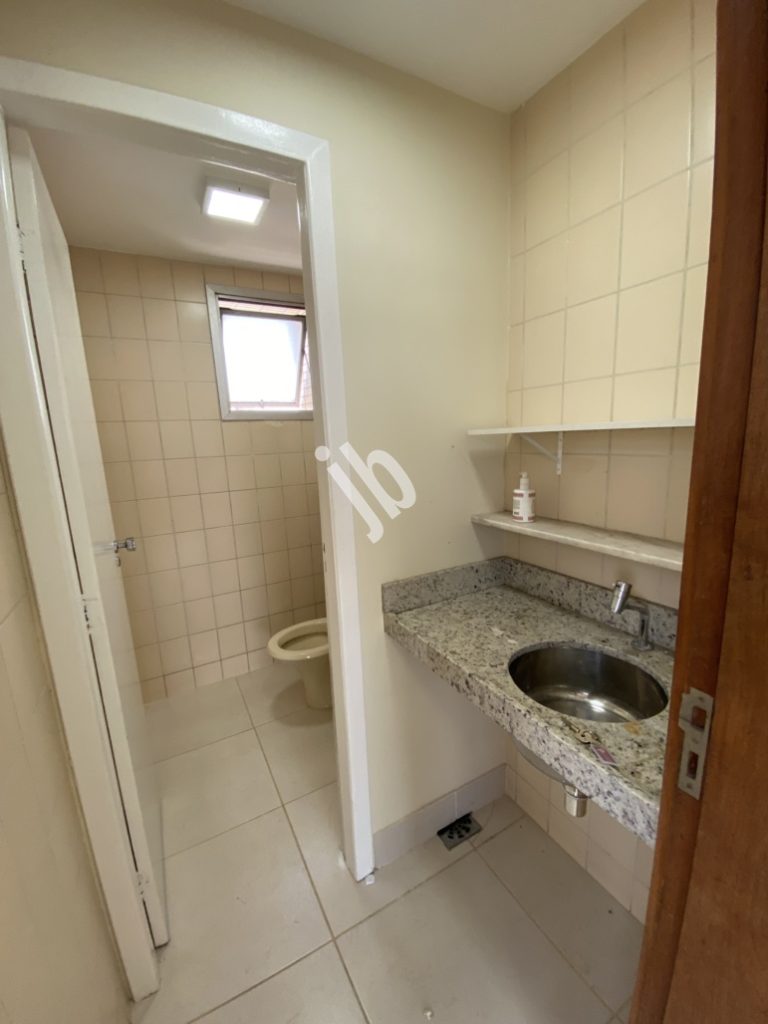 Savassi – sala 33 m², copa e vaga