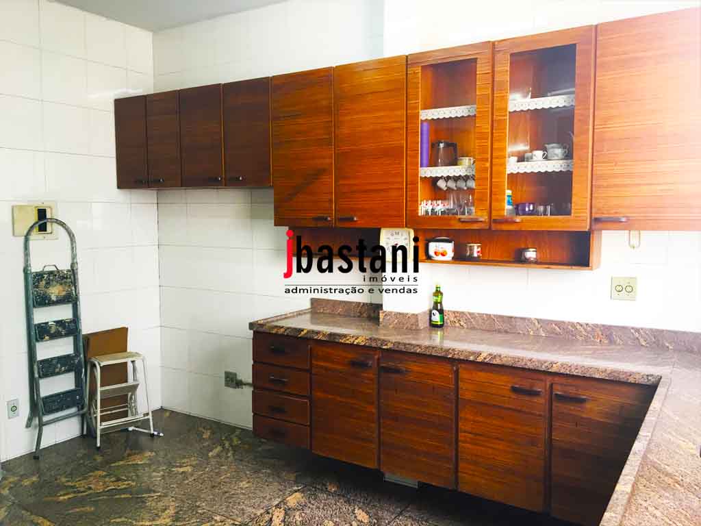 Funcionários – Casa com 280 m²