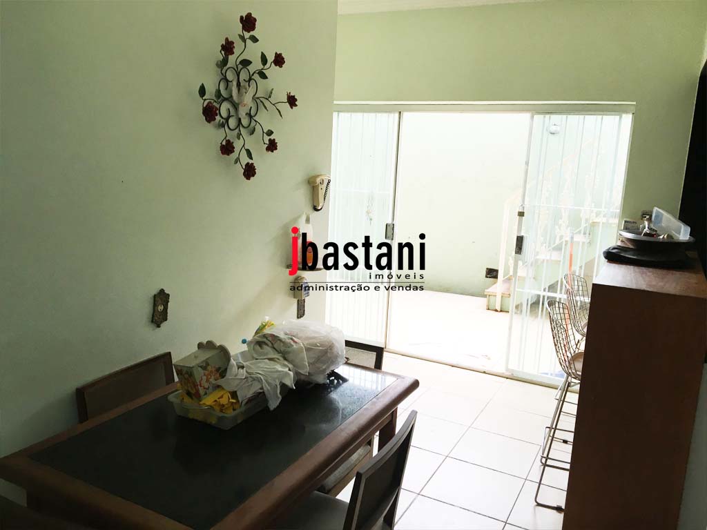 Mangabeiras –  Casa 550 m², 4 vagas