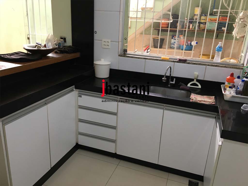 Mangabeiras –  Casa 550 m², 4 vagas