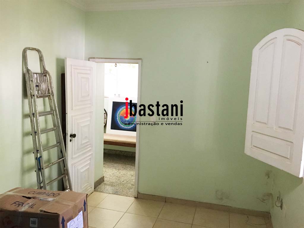 Mangabeiras –  Casa 550 m², 4 vagas