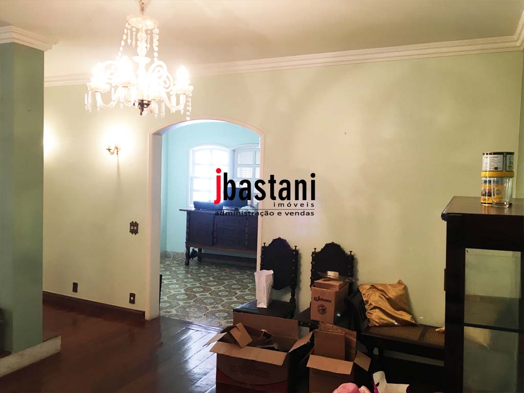 Mangabeiras –  Casa 550 m², 4 vagas