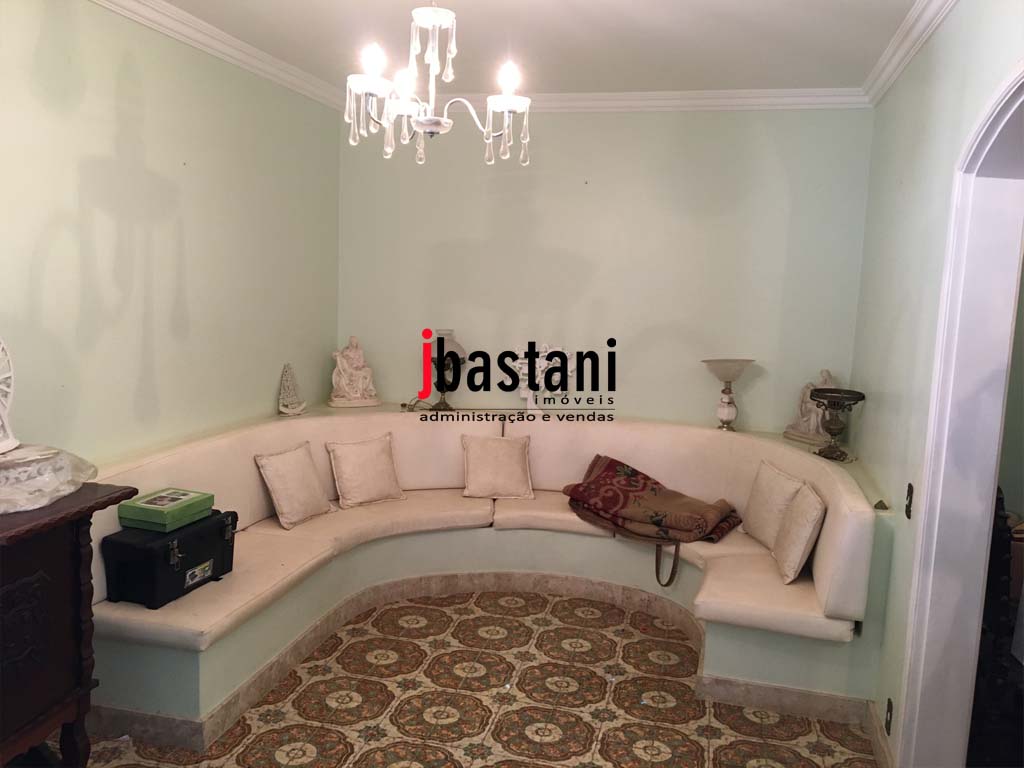 Mangabeiras –  Casa 550 m², 4 vagas