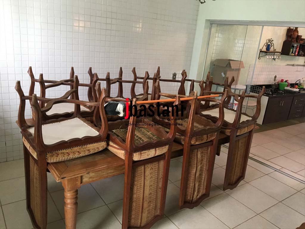 Mangabeiras –  Casa 550 m², 4 vagas