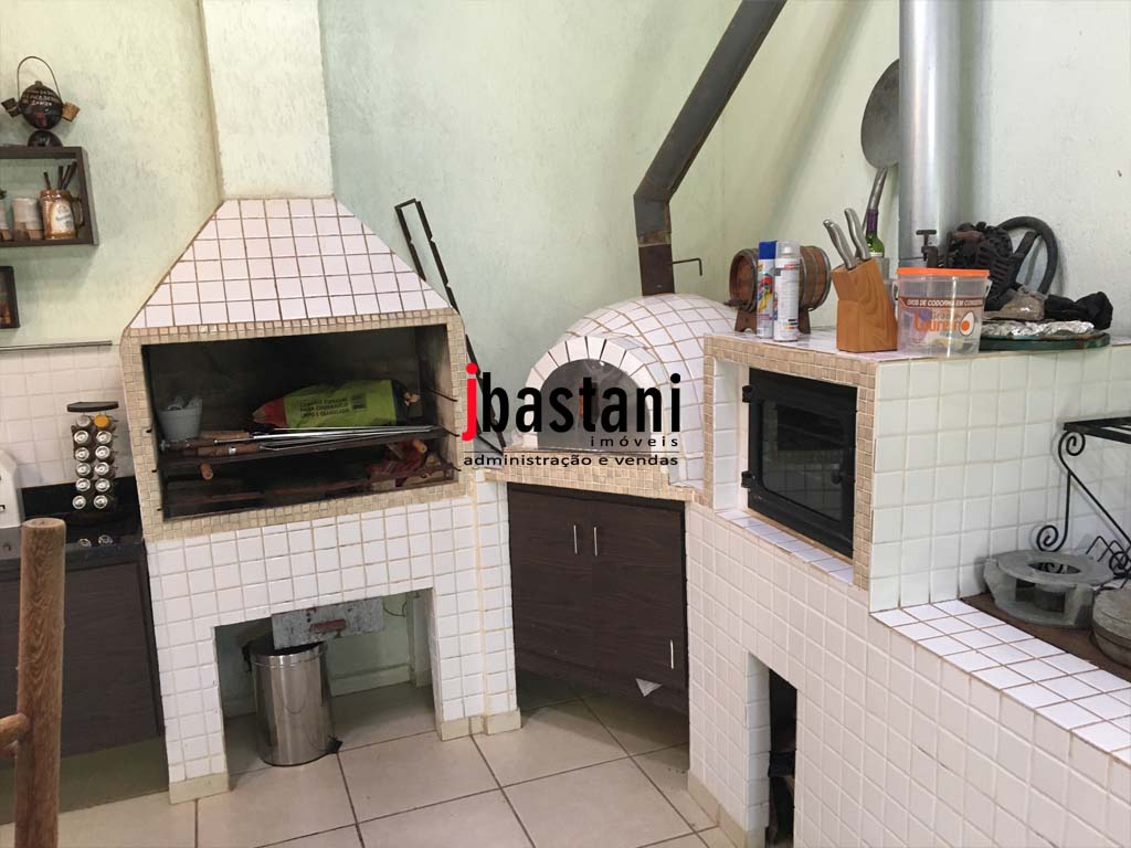 Mangabeiras –  Casa 550 m², 4 vagas