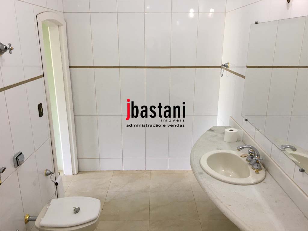 Mangabeiras –  Casa 550 m², 4 vagas