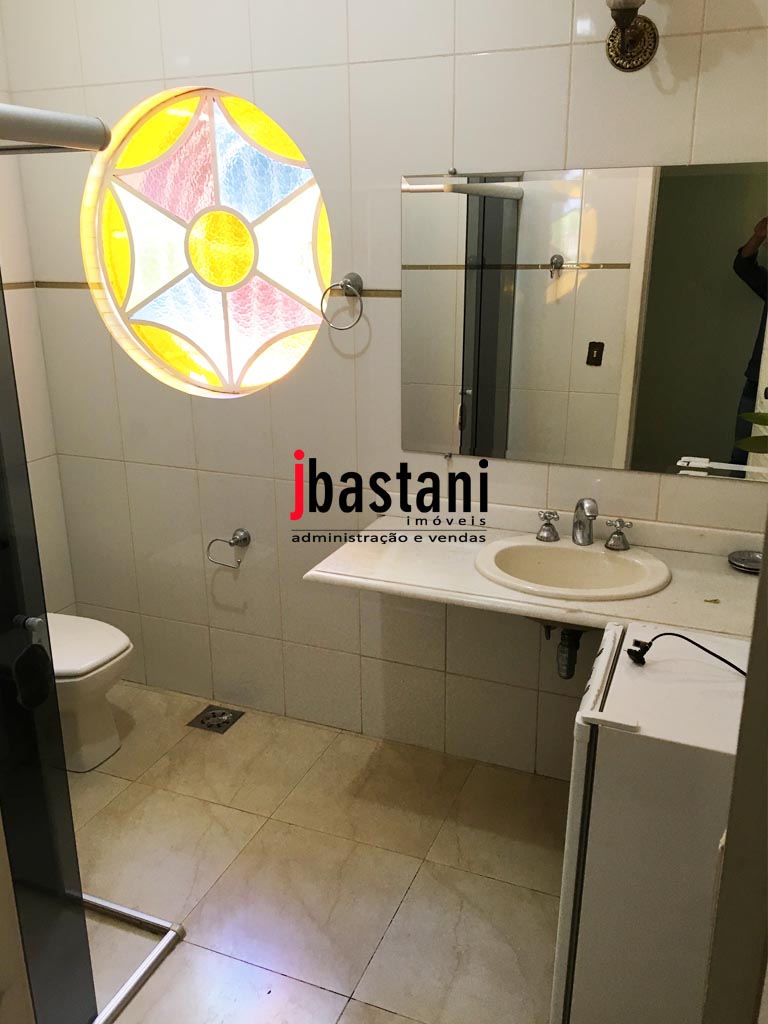 Mangabeiras –  Casa 550 m², 4 vagas