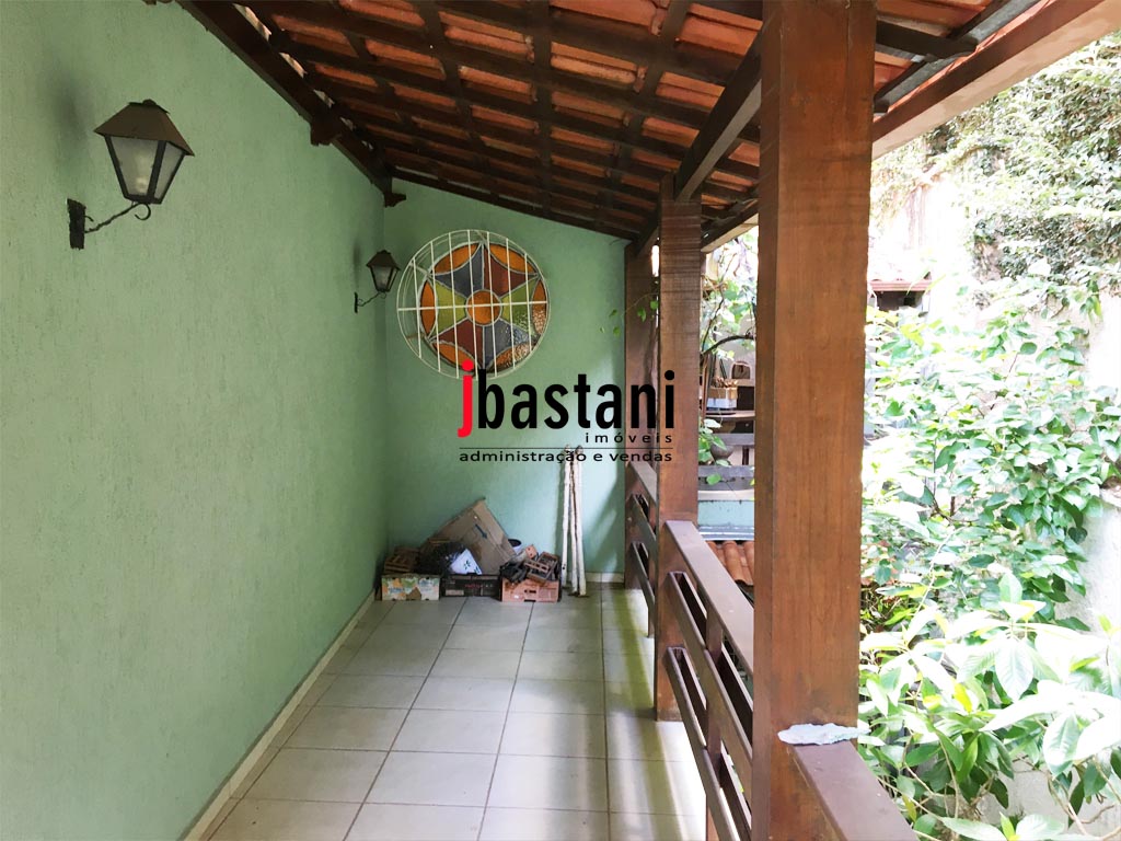 Mangabeiras –  Casa 550 m², 4 vagas