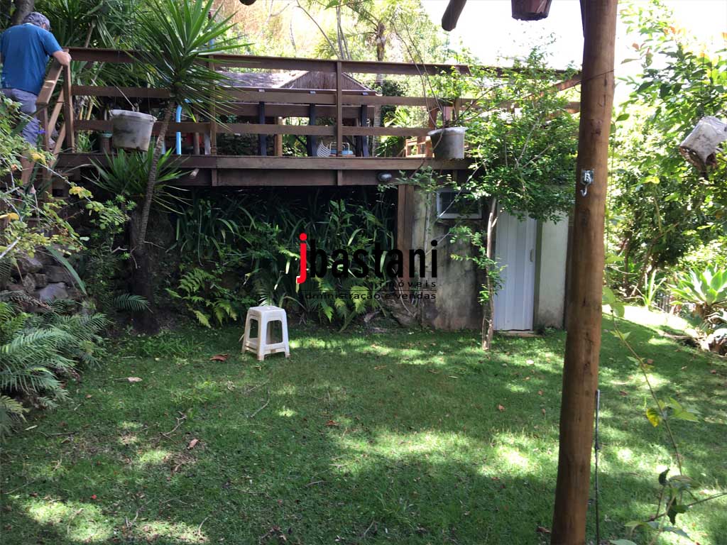 Mangabeiras –  Casa 550 m², 4 vagas