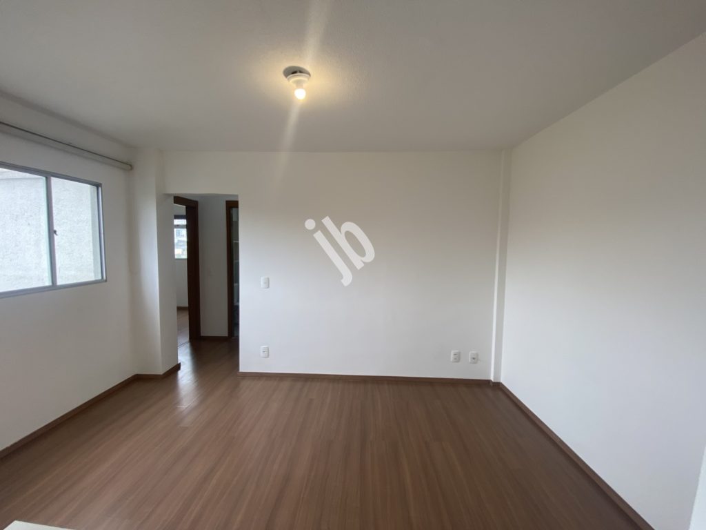 João Pinheiro – Apartamento 2 quartos