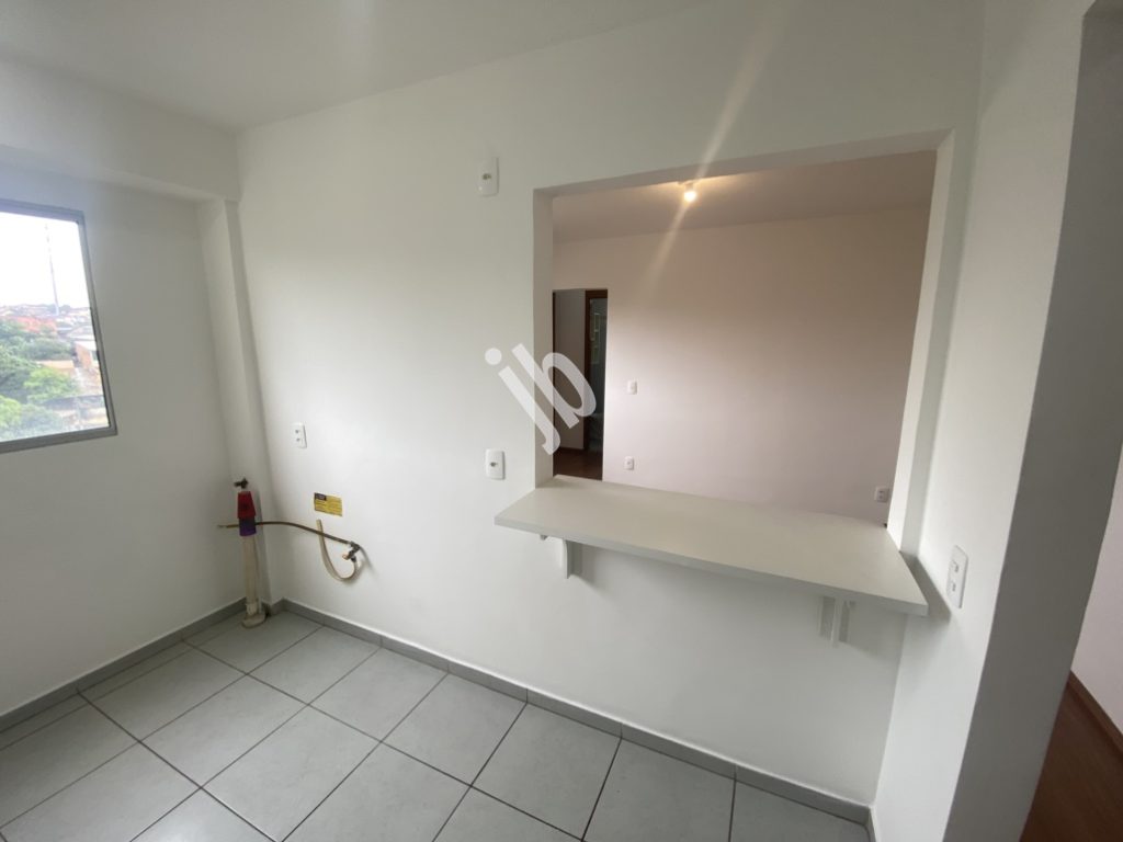 João Pinheiro – Apartamento 2 quartos