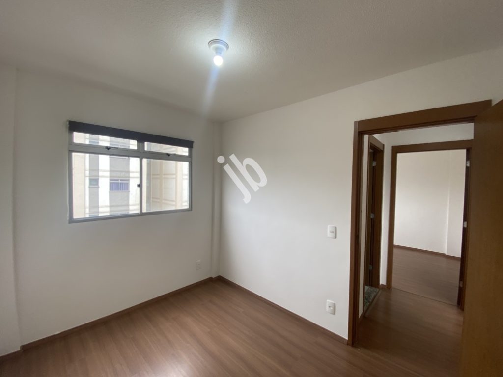 João Pinheiro – Apartamento 2 quartos