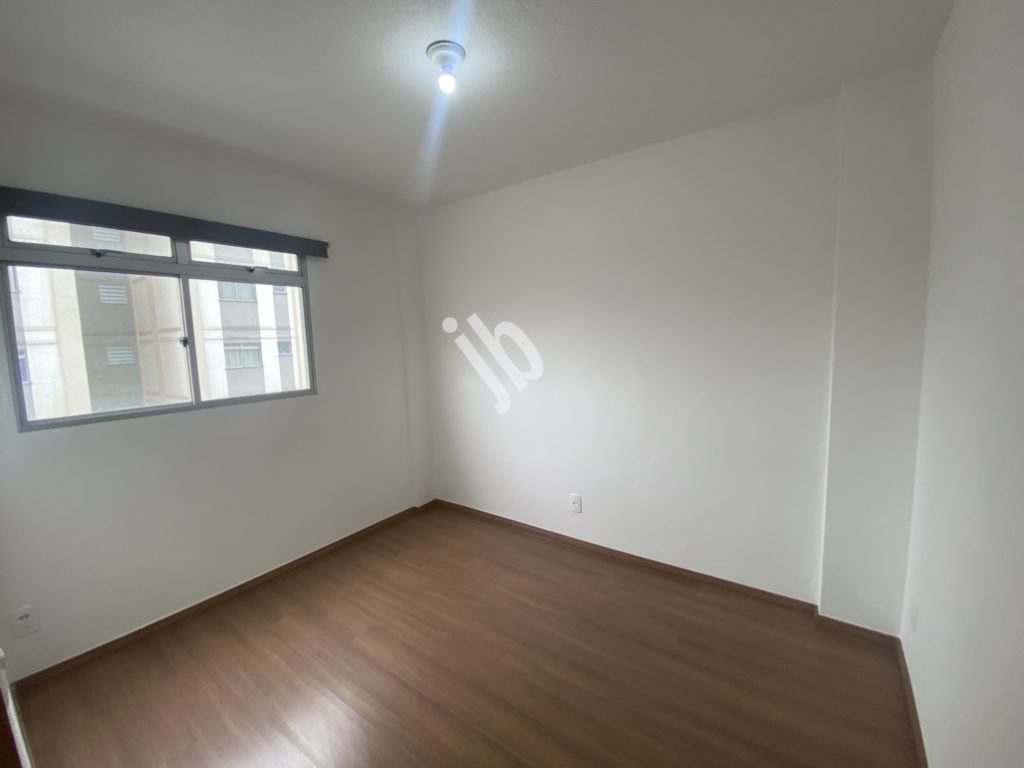 João Pinheiro – Apartamento 2 quartos