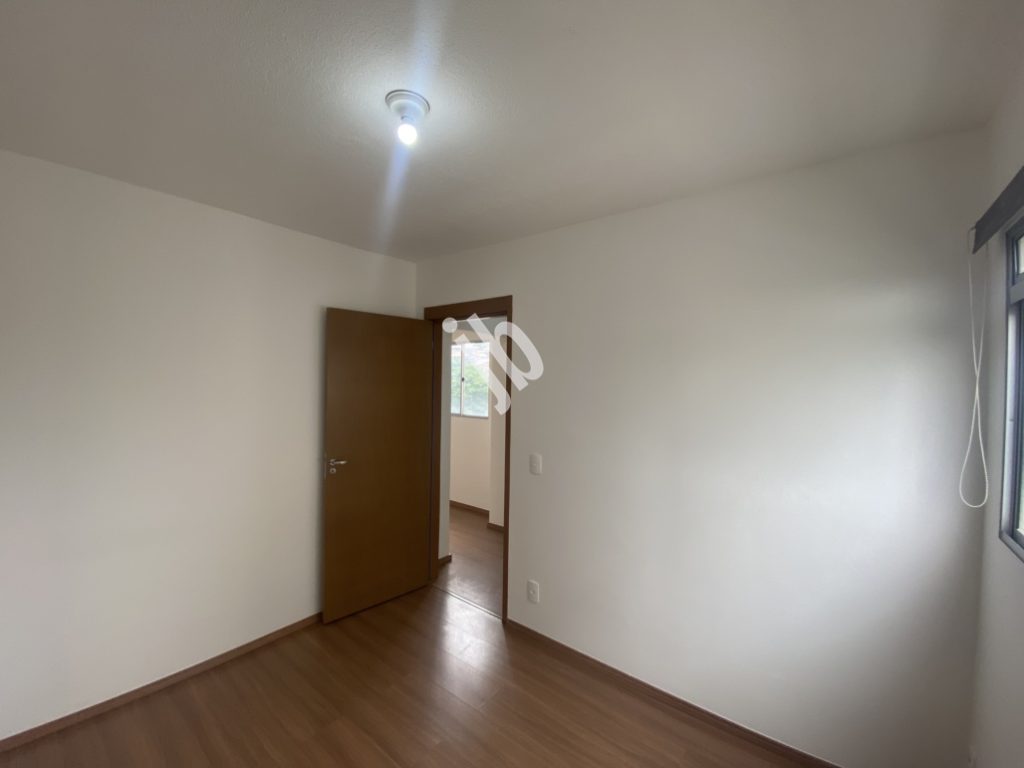 João Pinheiro – Apartamento 2 quartos