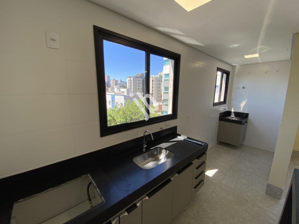 Prado – Apartamento semi-novo, 2 quartos, suíte.
