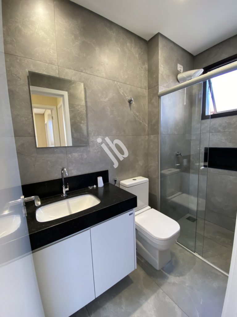 Prado – Apartamento semi-novo, 2 quartos, suíte.