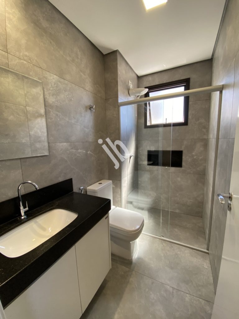 Prado – Apartamento semi-novo, 2 quartos, suíte.