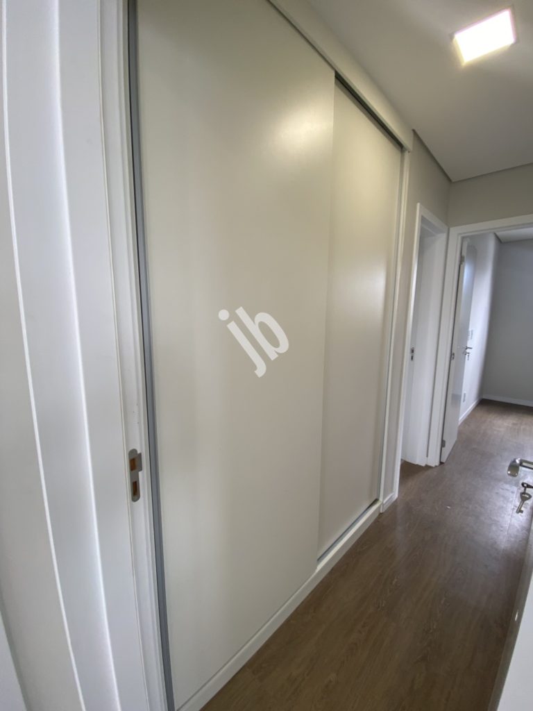Prado – Apartamento semi-novo, 2 quartos, suíte.