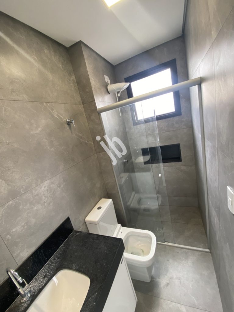 Prado – Apartamento semi-novo, 2 quartos, suíte.