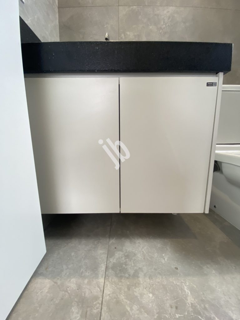 Prado – Apartamento semi-novo, 2 quartos, suíte.
