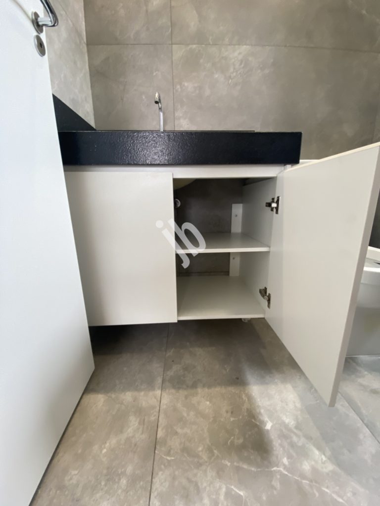 Prado – Apartamento semi-novo, 2 quartos, suíte.