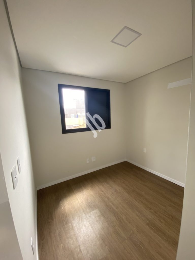 Prado – Apartamento semi-novo, 2 quartos, suíte.