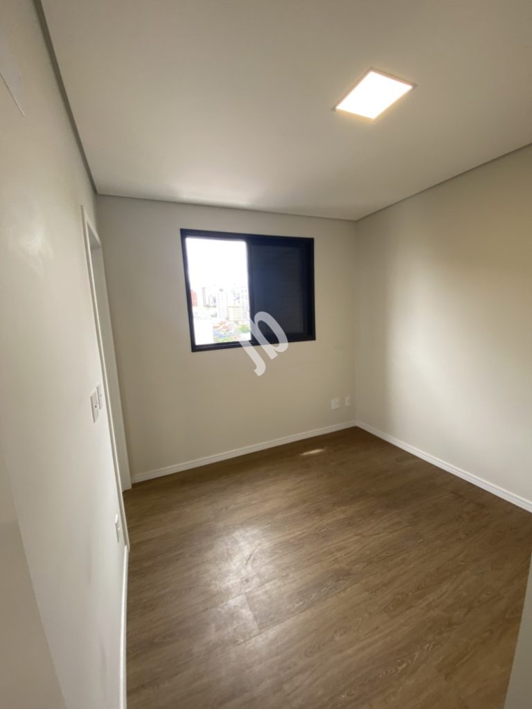 Prado – Apartamento semi-novo, 2 quartos, suíte.