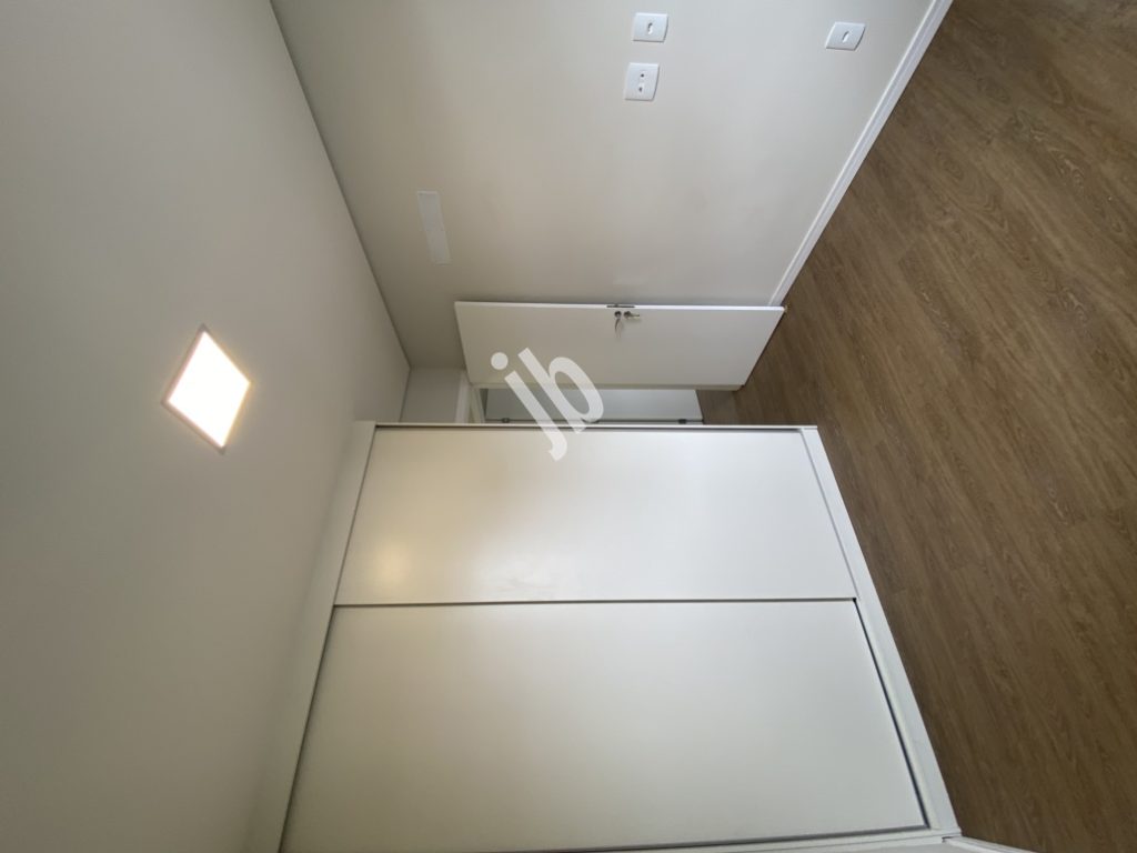 Prado – Apartamento semi-novo, 2 quartos, suíte.