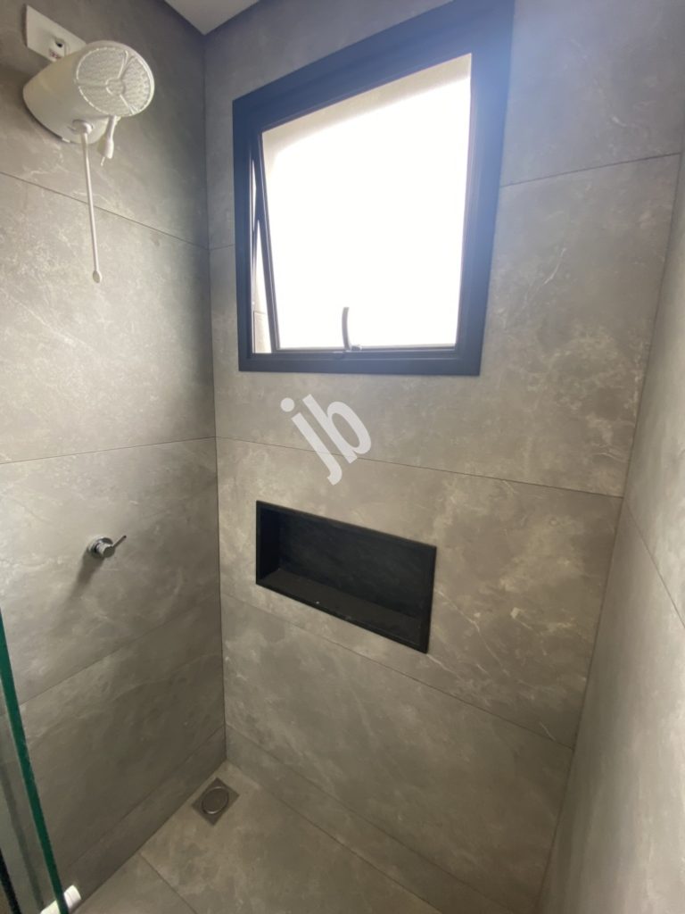 Prado – Apartamento semi-novo, 2 quartos, suíte.