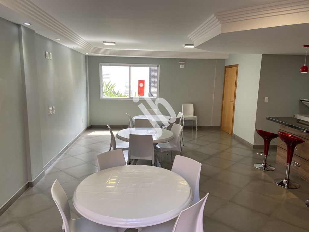 Colégio Batista – Apartamento 2 quartos, suíte e armários