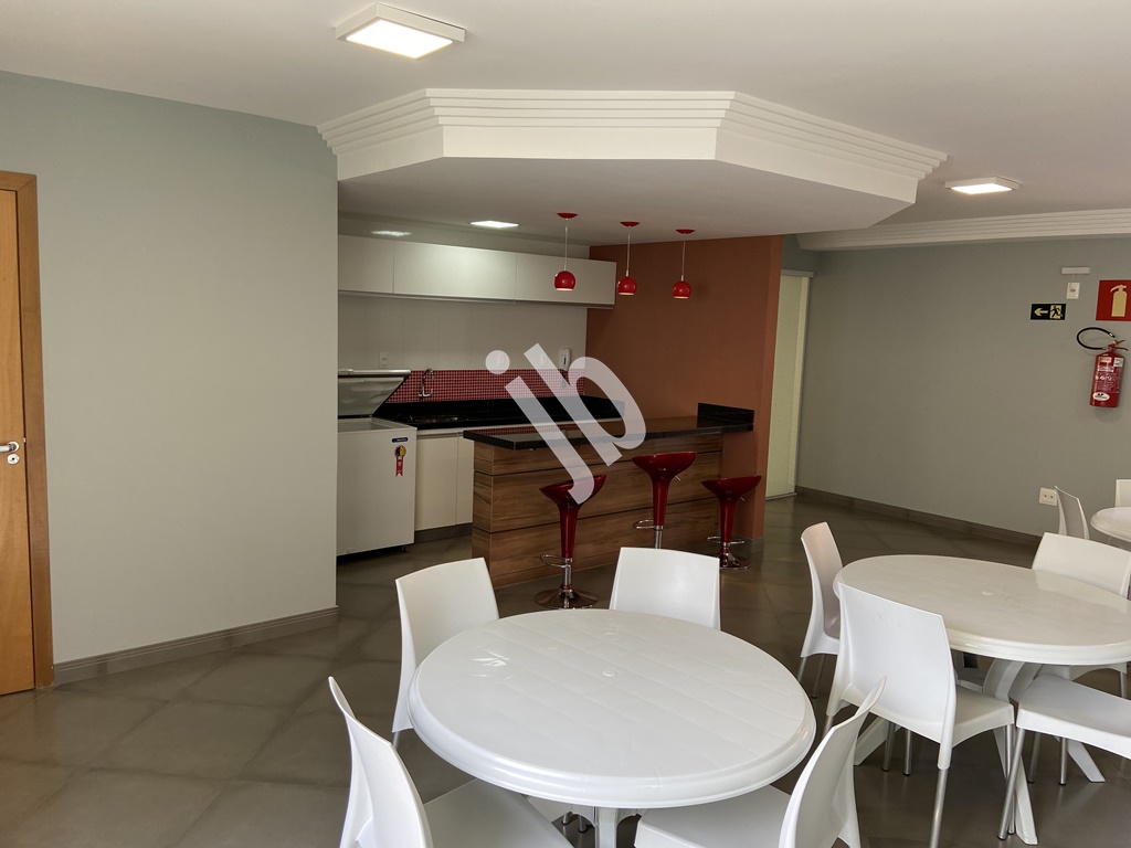 Colégio Batista – Apartamento 2 quartos, suíte e armários