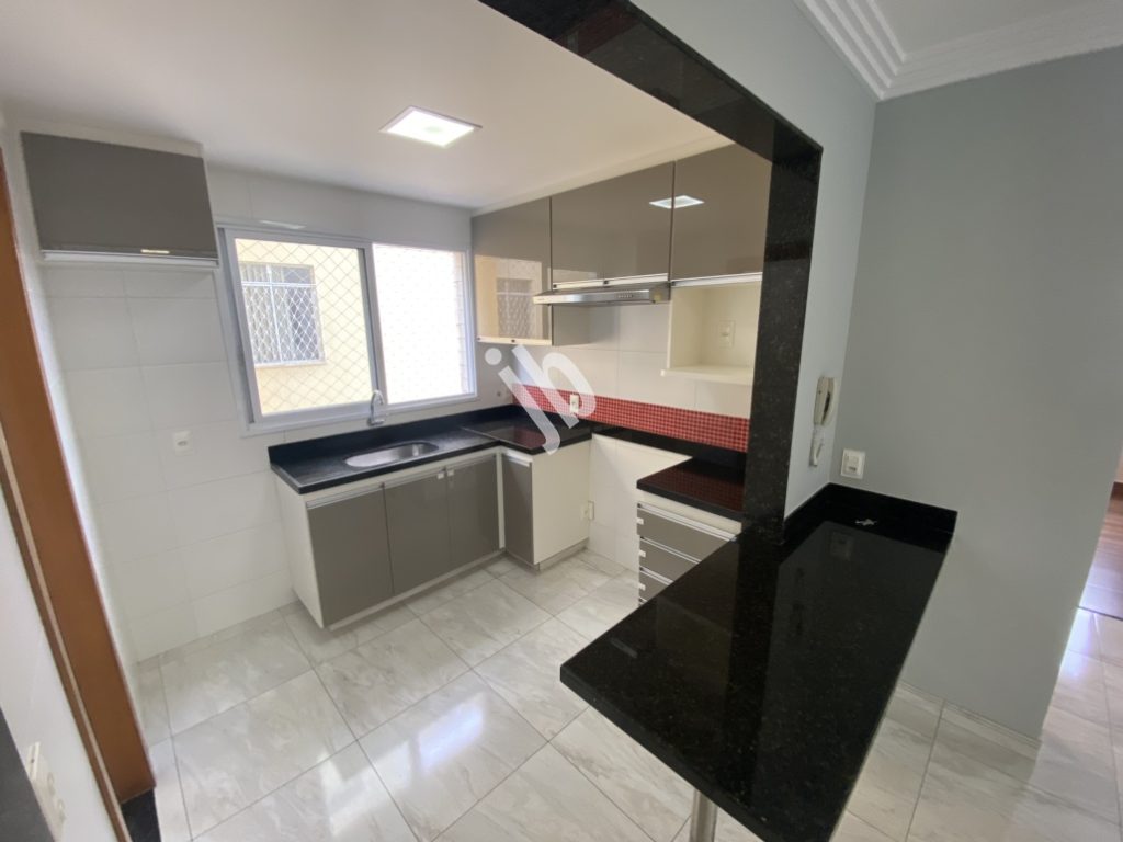 Colégio Batista – Apartamento 2 quartos, suíte e armários