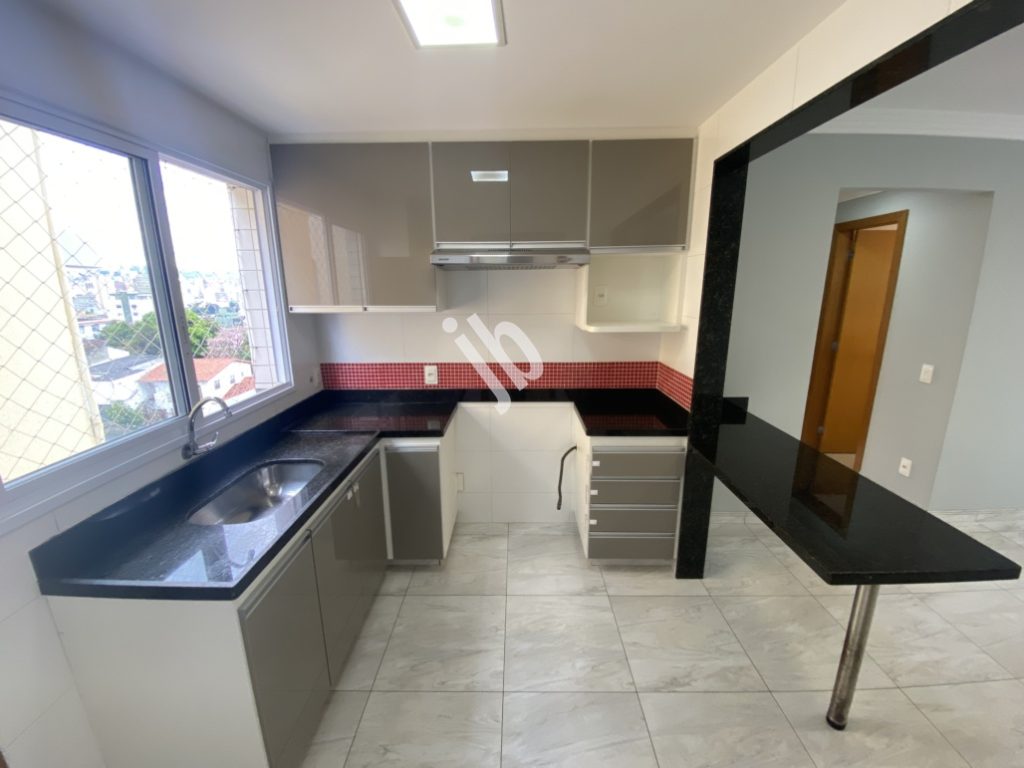 Colégio Batista – Apartamento 2 quartos, suíte e armários