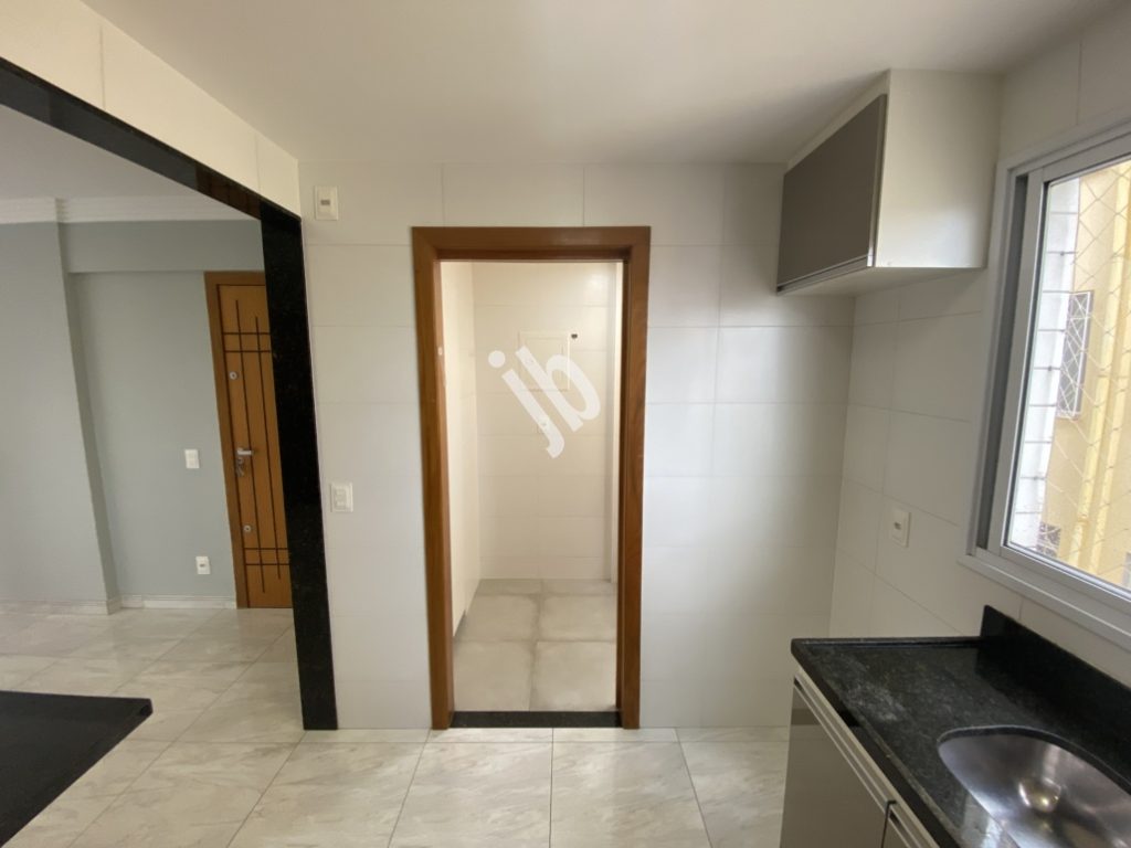 Colégio Batista – Apartamento 2 quartos, suíte e armários