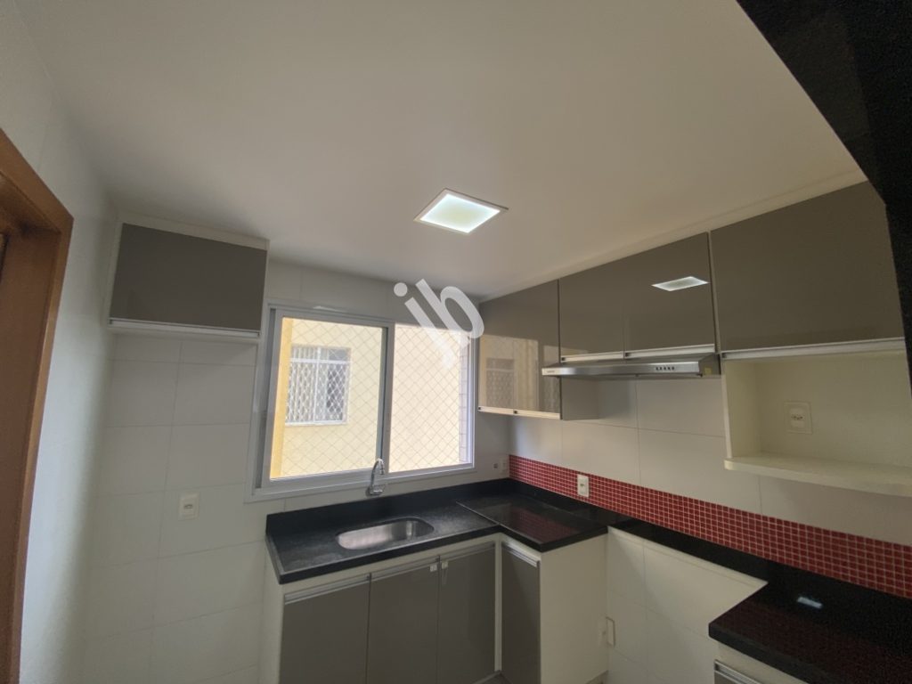 Colégio Batista – Apartamento 2 quartos, suíte e armários