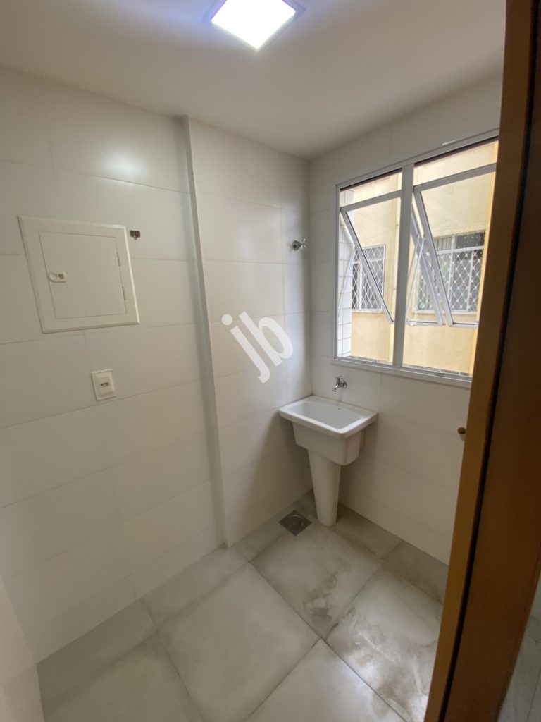 Colégio Batista – Apartamento 2 quartos, suíte e armários