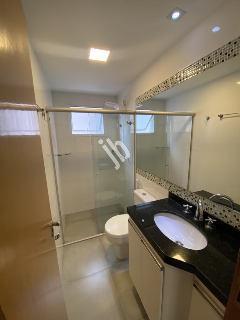 Colégio Batista – Apartamento 2 quartos, suíte e armários