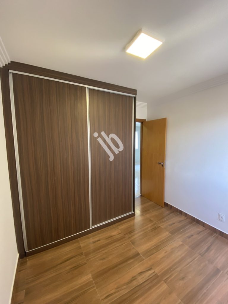 Colégio Batista – Apartamento 2 quartos, suíte e armários