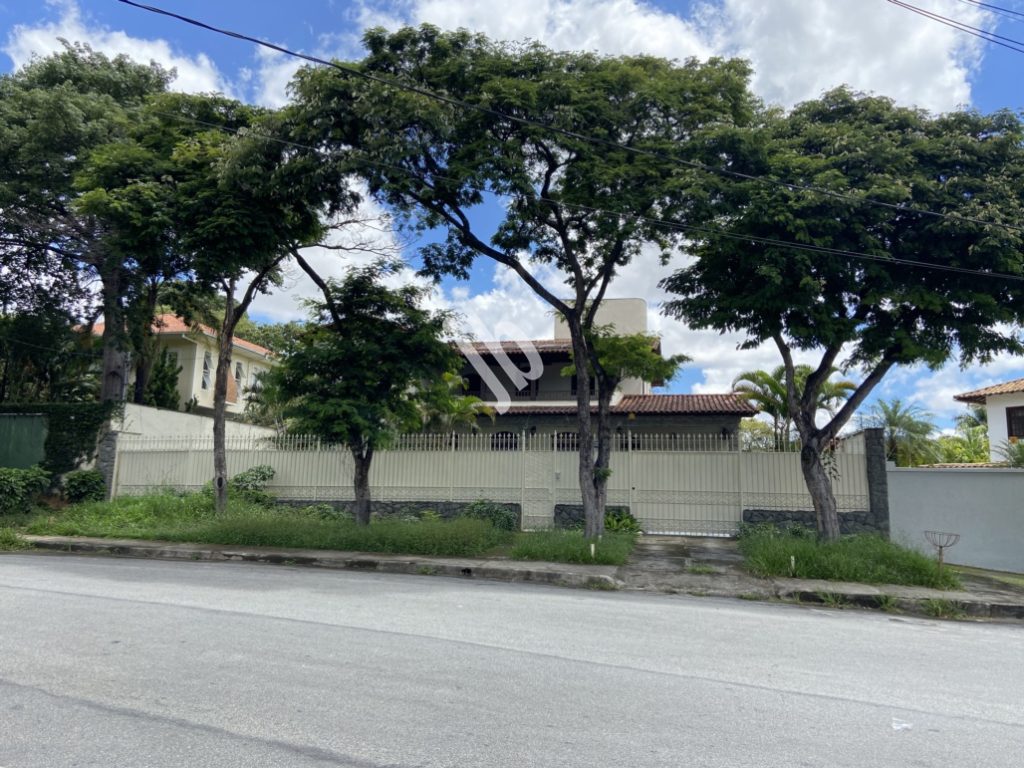 São Luiz – Casa 453 m² para venda