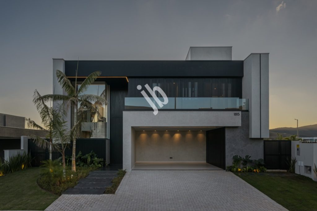 Alphaville Costa Laguna – Linda casa à venda