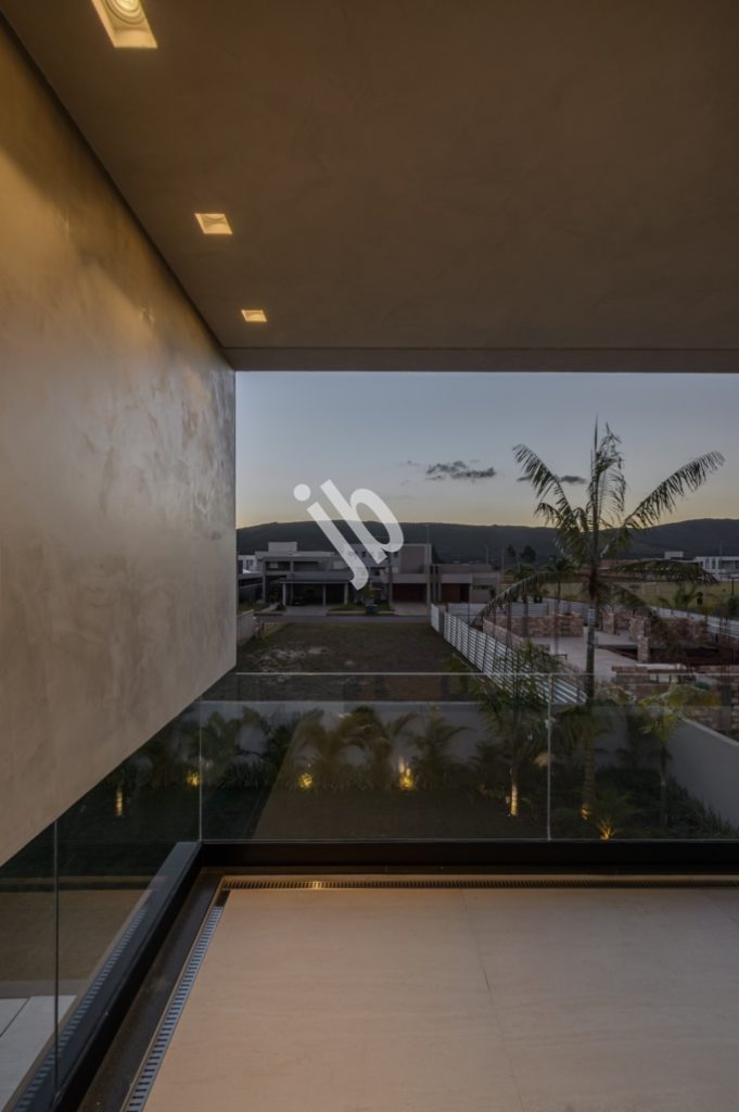 Alphaville Costa Laguna – Linda casa à venda