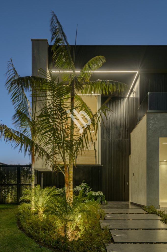 Alphaville Costa Laguna – Linda casa à venda