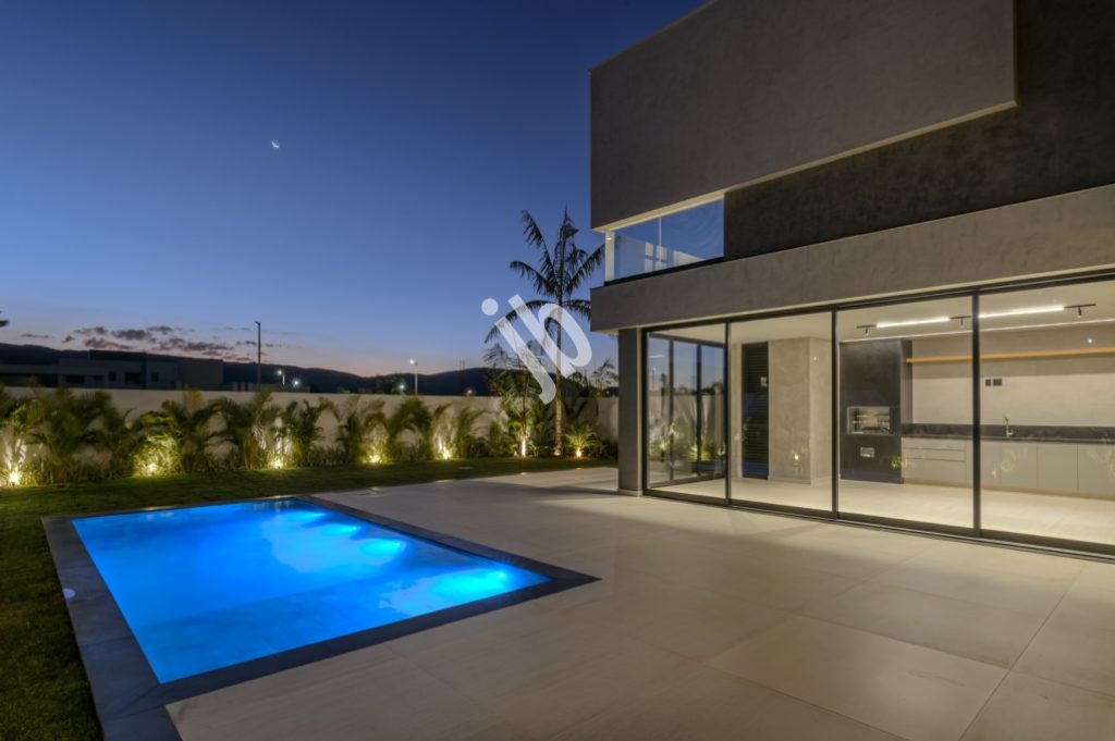 Alphaville Costa Laguna – Linda casa à venda