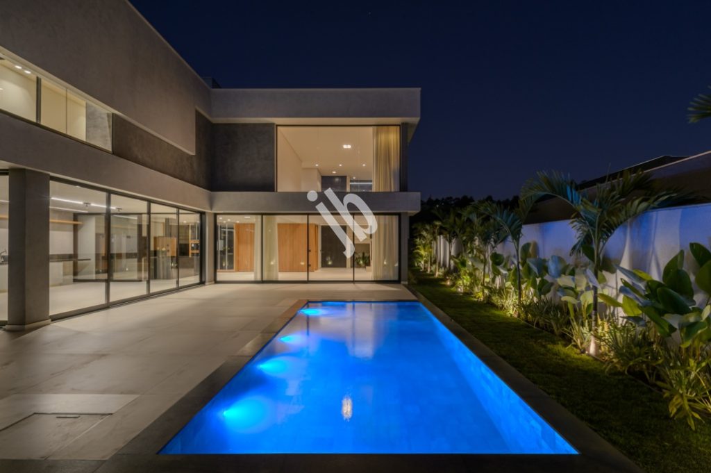 Alphaville Costa Laguna – Linda casa à venda