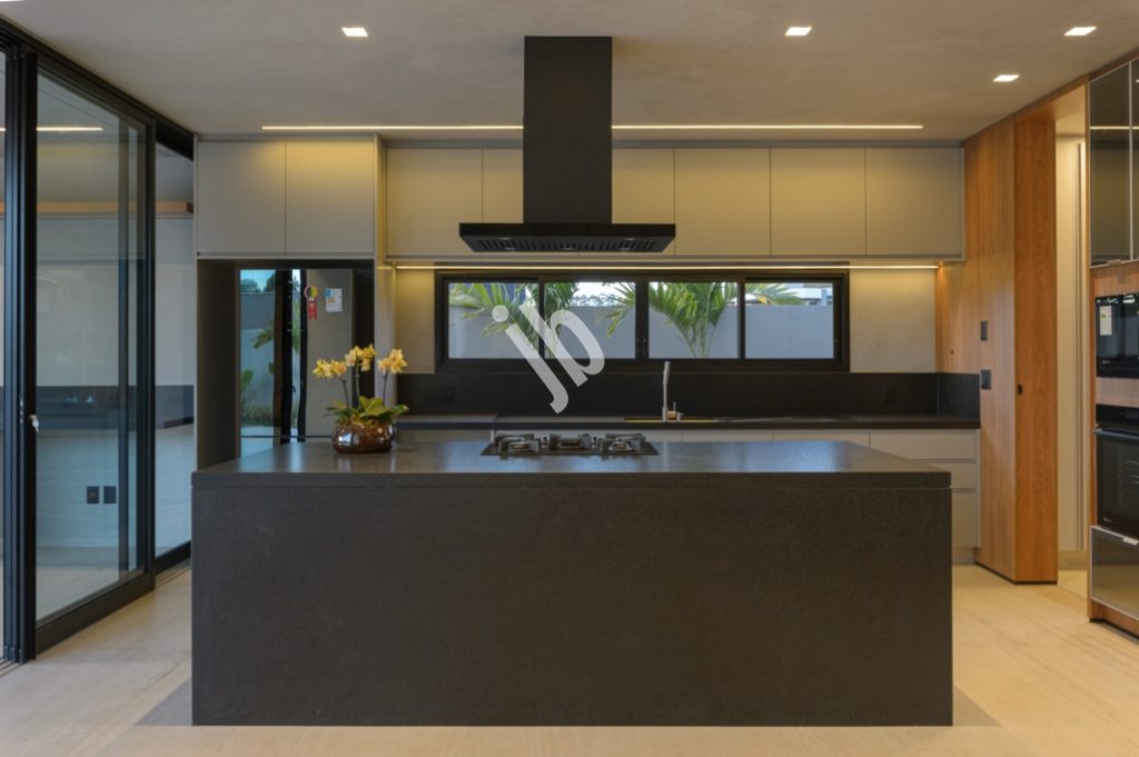 Alphaville Costa Laguna – Linda casa à venda