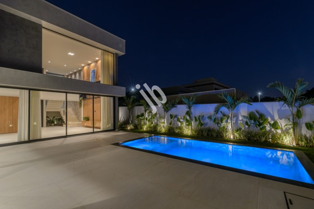 Alphaville Costa Laguna – Linda casa à venda