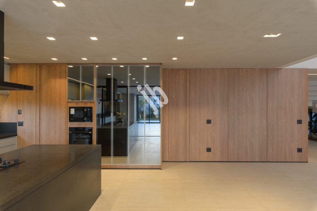 Alphaville Costa Laguna – Linda casa à venda