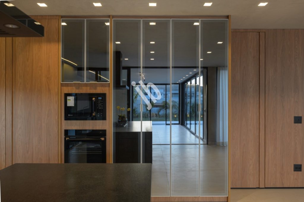 Alphaville Costa Laguna – Linda casa à venda